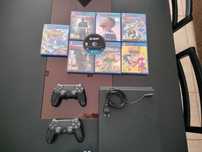 PlayStation 4 em bom estado c/ 8 jogos e 2 comandos