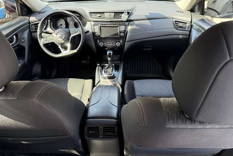 Продаю Nissan Rogue SV 2018 2.5L на повному приводі