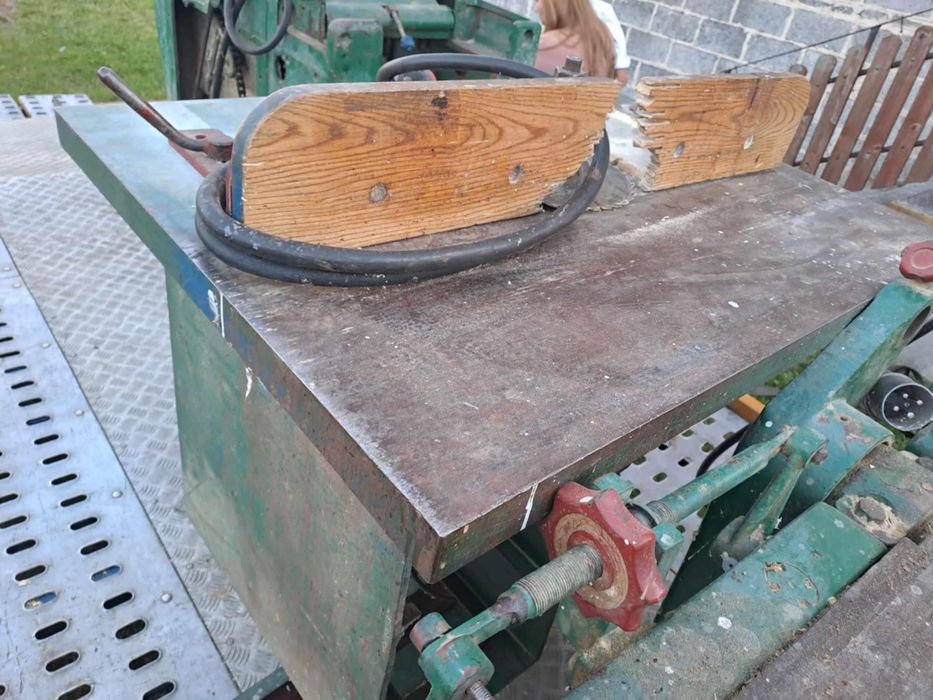 Frezarka dolnowrzecionowa