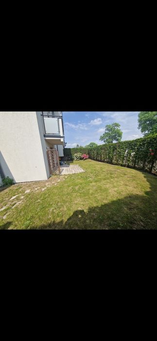 Mieszkanie z dużym ogródkiem Złote Łąki