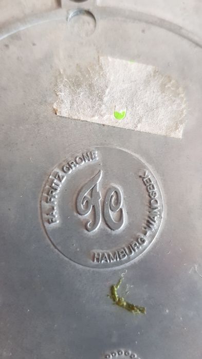 Dekoracyjne  talerze cynowe