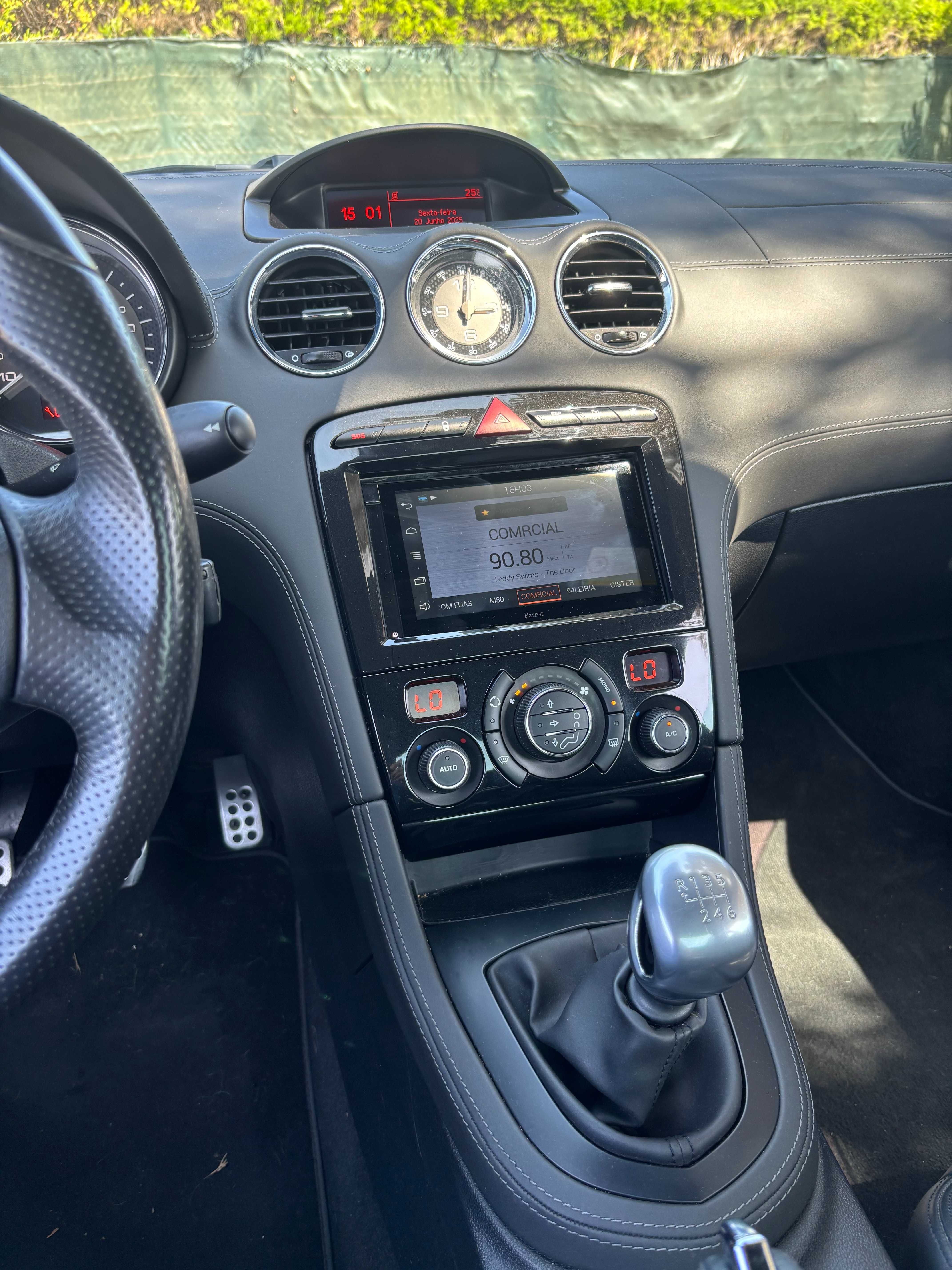 Peugeot RCZ 200CV