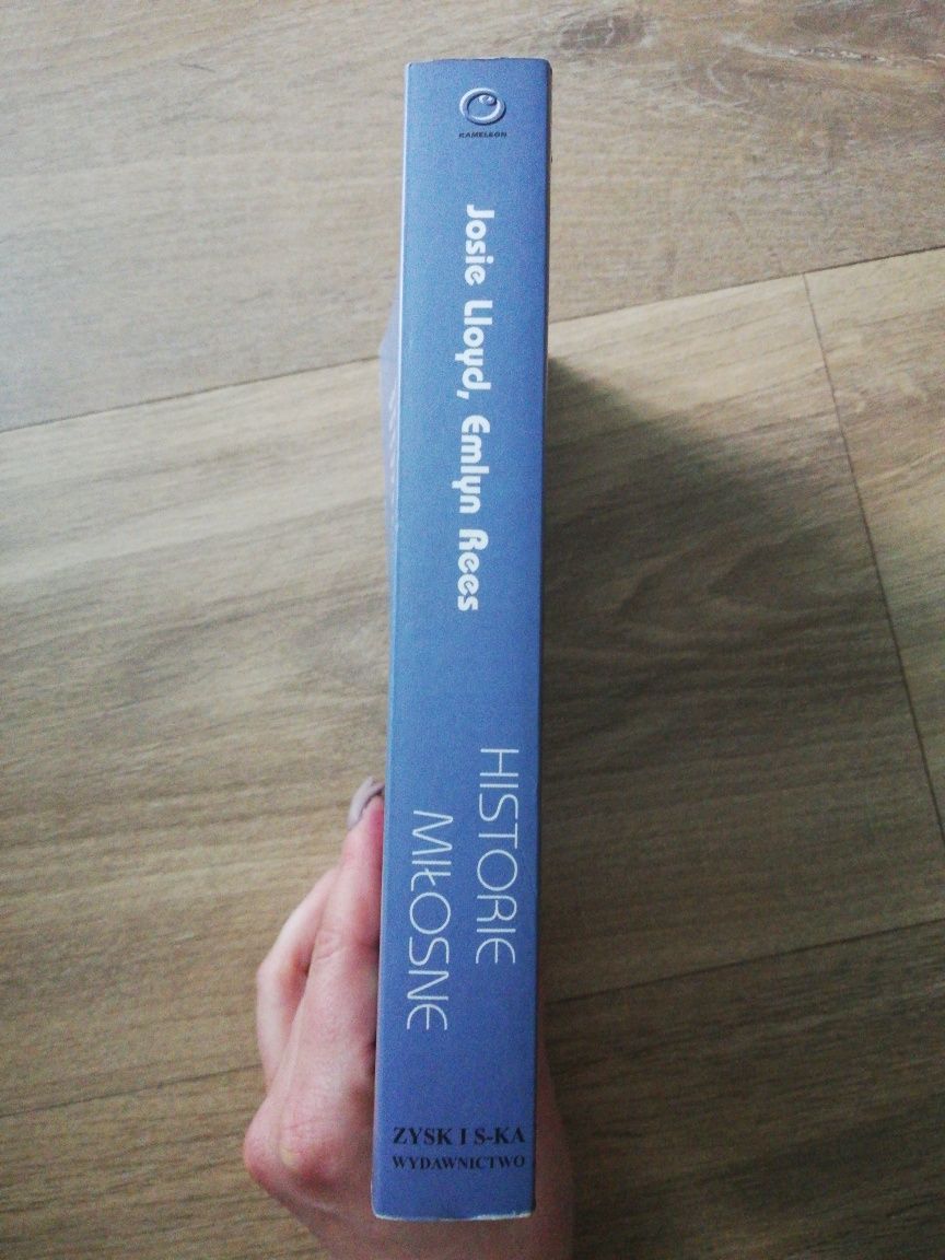 Historie miłosne. Josie Lloyd, Emlyn Rees