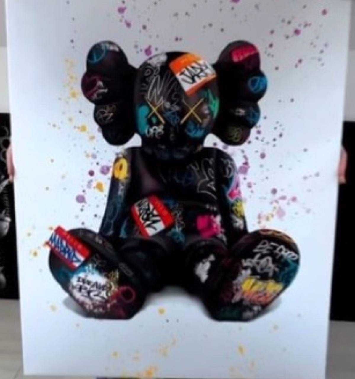 Продам картину KAWS печать на натуральном холсте 90х120 см !!!