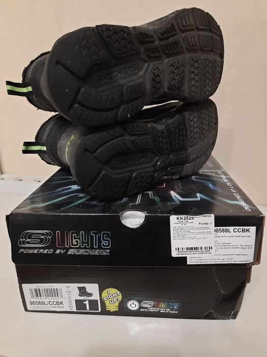 Ботинки Skechers зимові