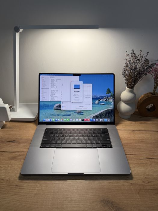 MacBook Pro 16 2021 M1 Max 32-Core GPU 32Gb 512Gb Space