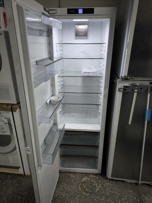 Outlet!Chłodziarka do zabudowy Miele K 7743 E