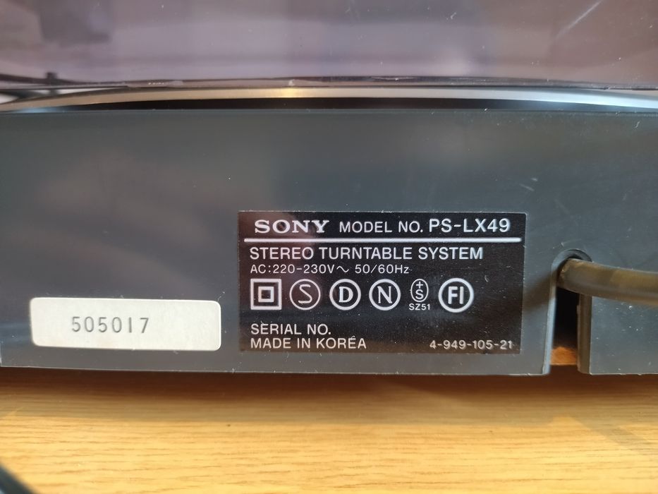 Gira-Discos Sony PS-LX49 – Excelente Estado