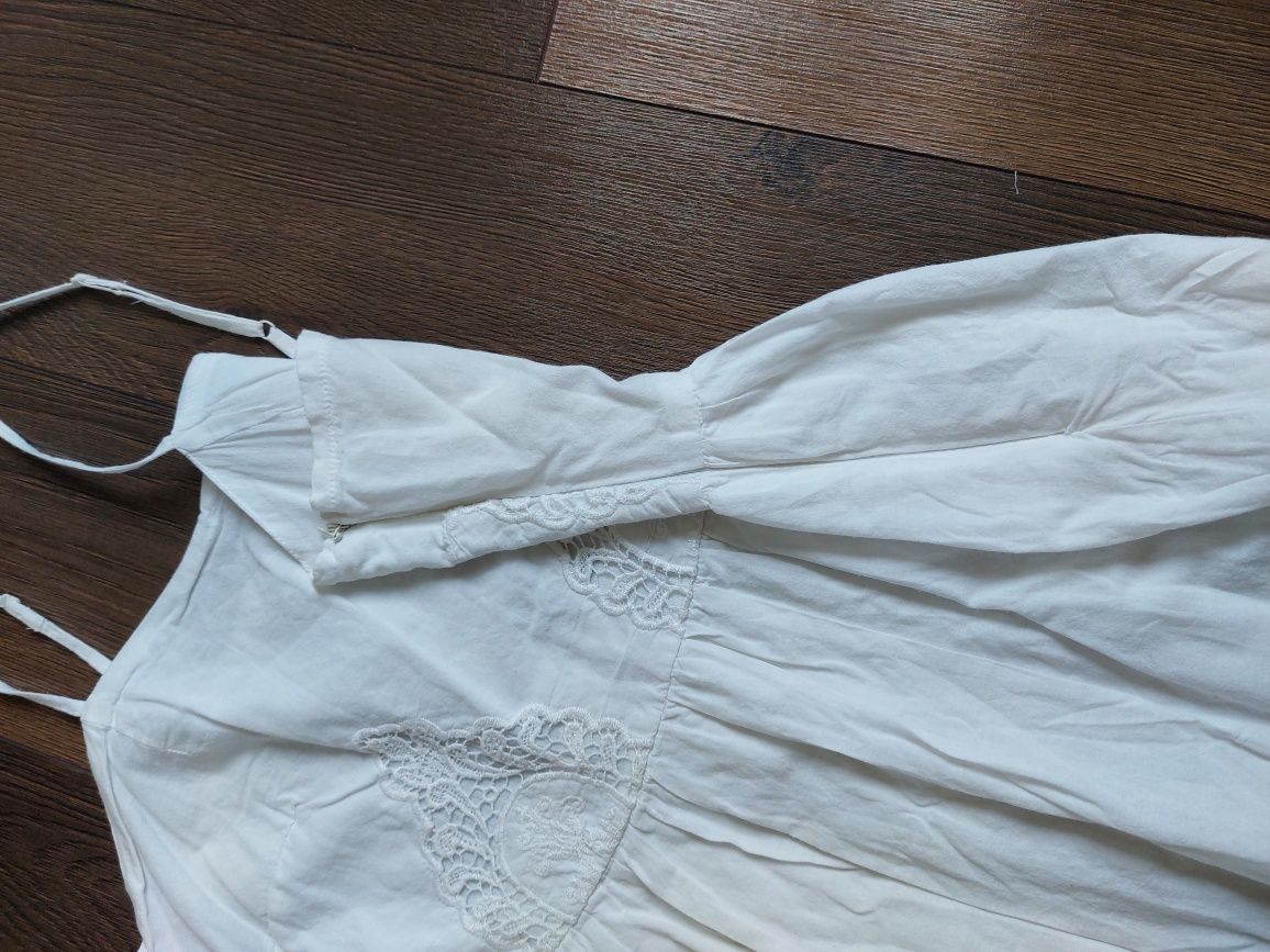 Sukienka biała 34 z haftem haft koronka koronką mini krótka