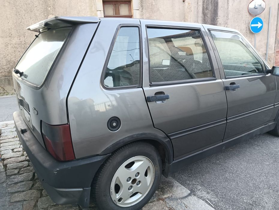 Fiat uno 1.4 TD com material
