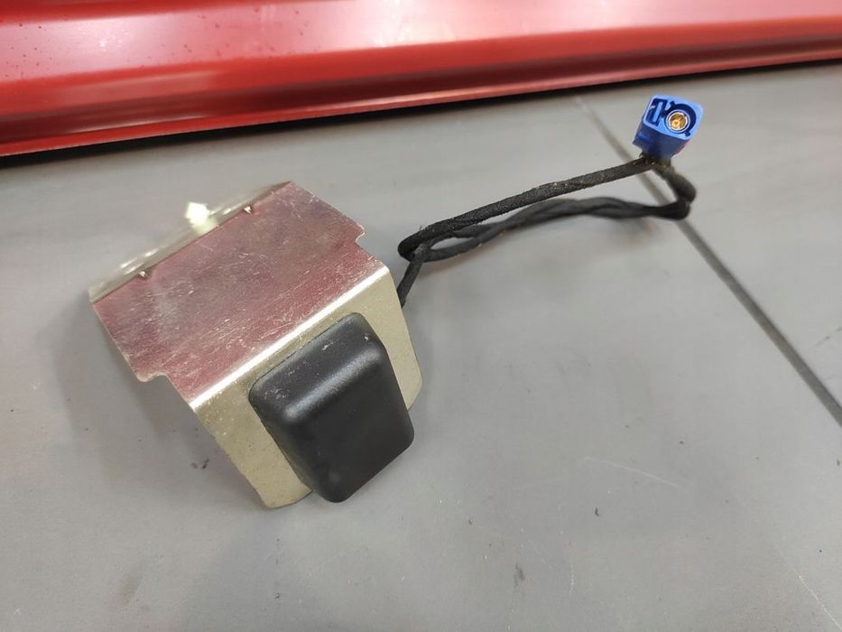 JEEP CHEROKEE LIBERTY KK 07-12r ANTENA GPS ORYGINAŁ