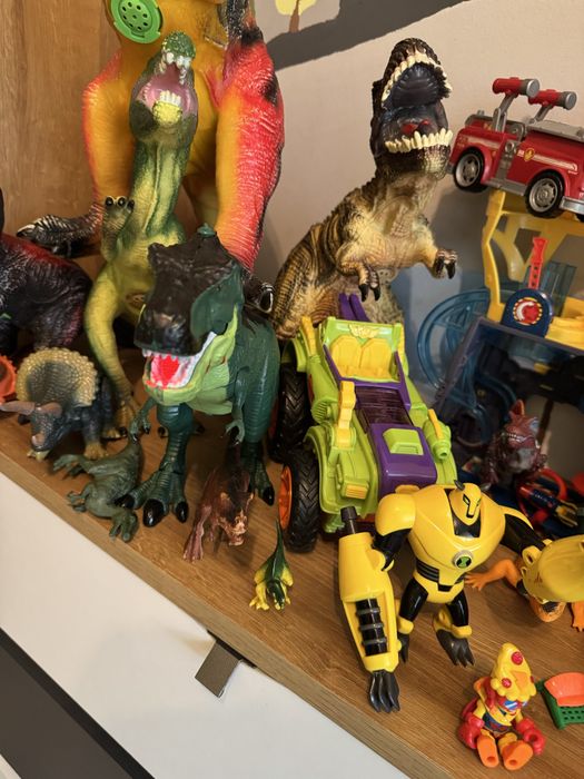 Dinozaury, figurki, zings