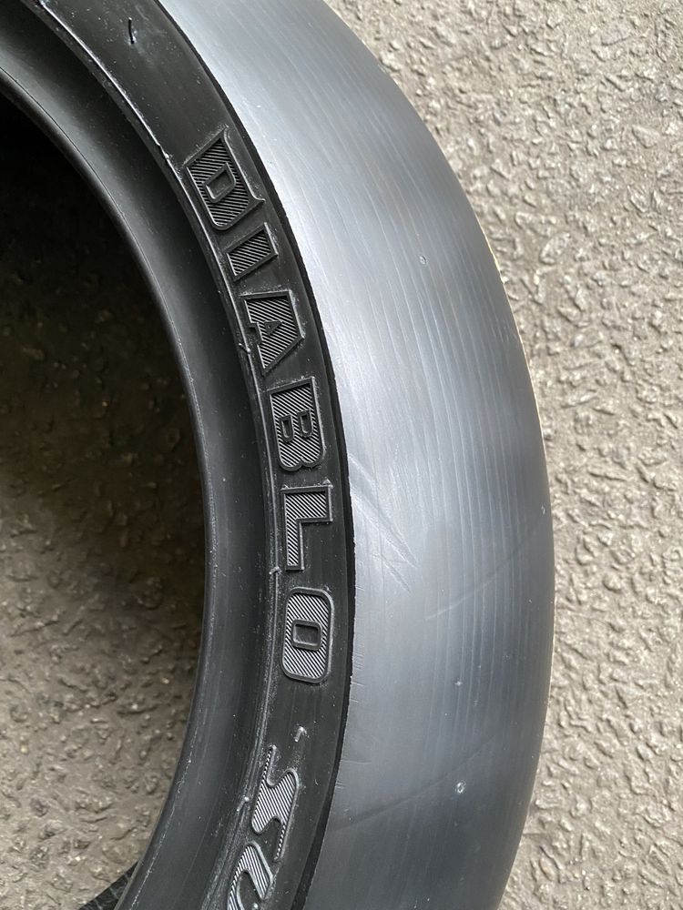 Pneus Slick Moto - Pirelli e Dunlop 120/70/17 - 195/75/17 - 200/65/17