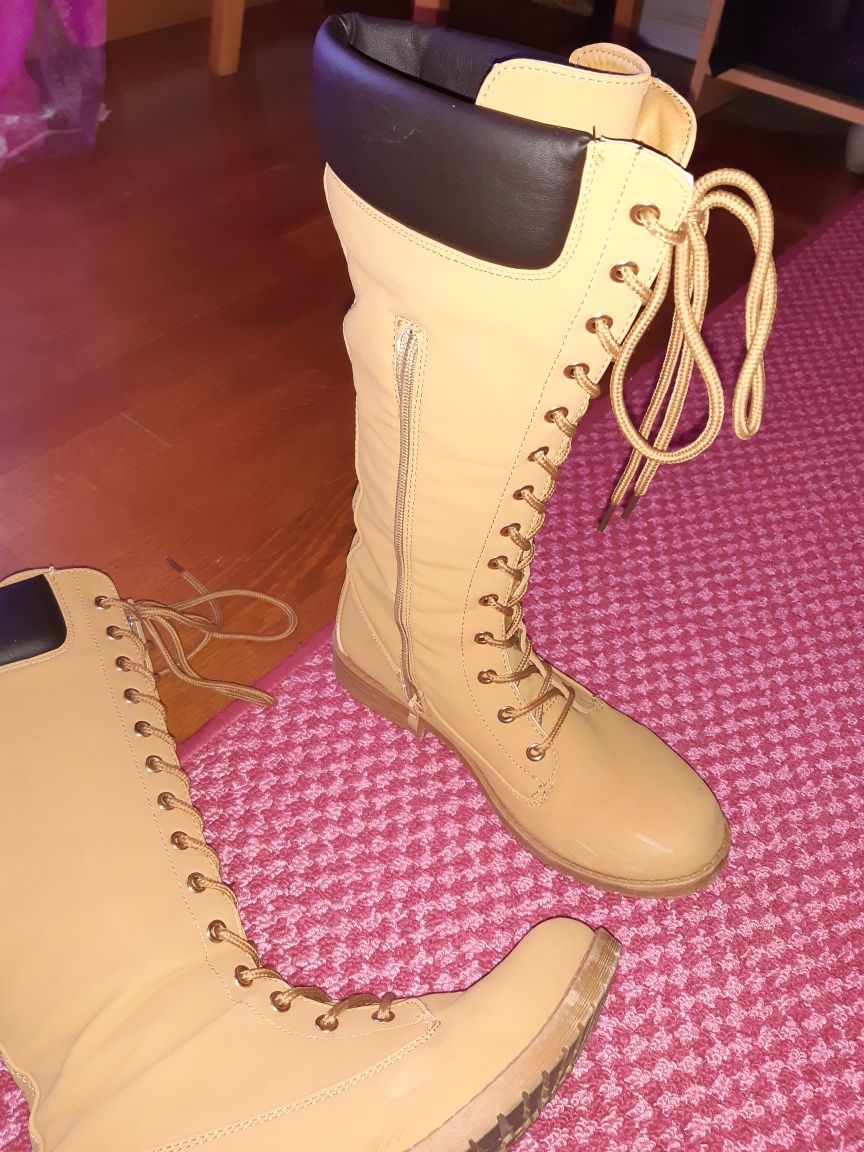 Botas camel tamanho 39