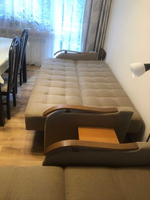 Komplet wypoczynkowy w bardzo dobrym stanie - wersalka, sofa, fotel