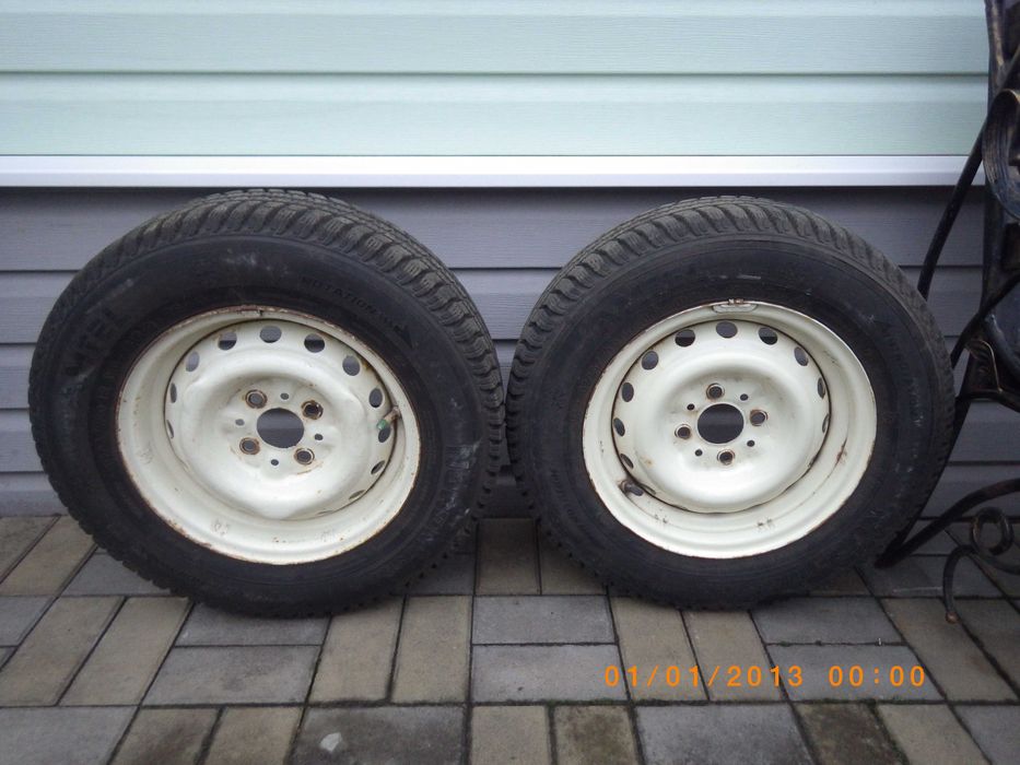 продам резину з дисками