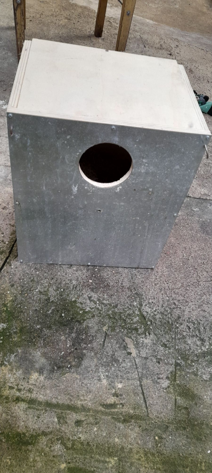 Ninhos semi novos e usados