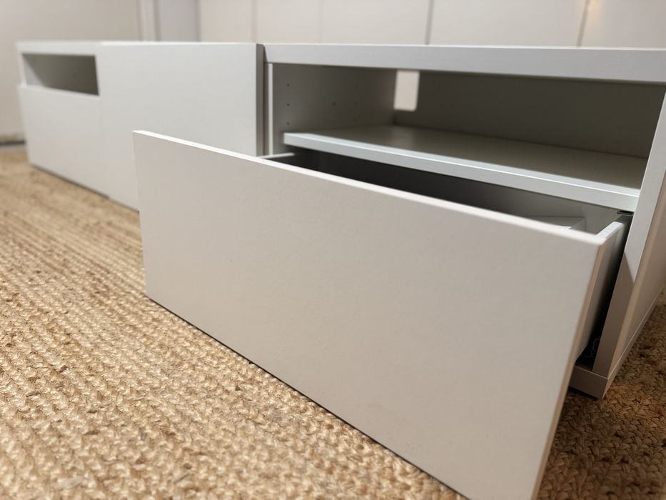 Movel de TV modelo Bestå 1.80m