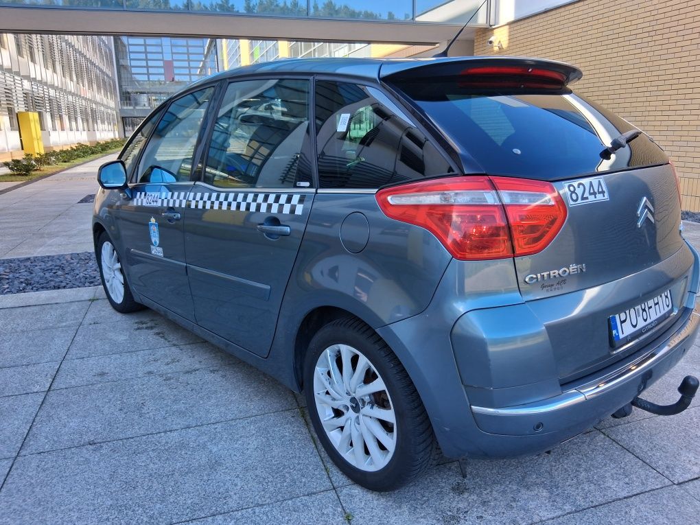 Citroen C4 Picasso 2008 rok 2 l diesel