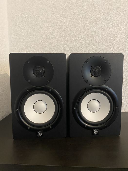 Monitores Yamaha Hs7