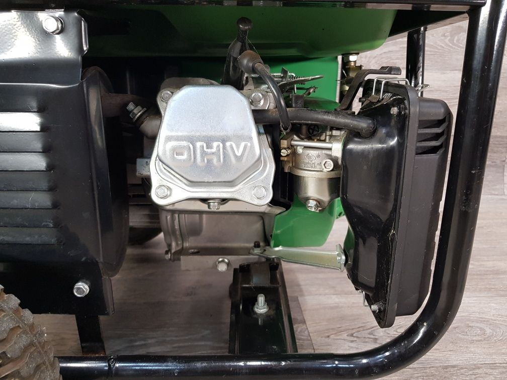 Генератор. 220W. 2.8Kw. Електрогенератор. ZIPPER ZI-STE3000L