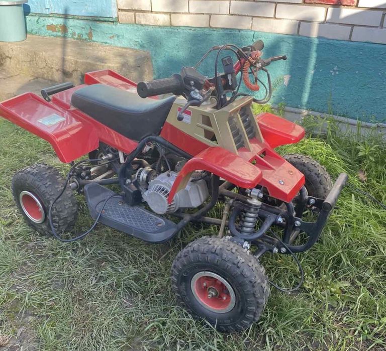 Продам квадроцикл дитячий