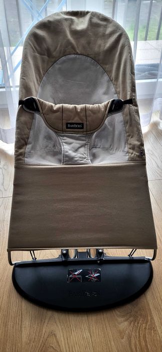 Bujaczek babybjorn
