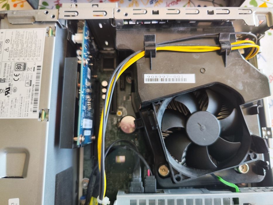 Hp prodesk serie 400 c/ Nvidia e CPU i5 Gen7 28gb DDR4 e NVME