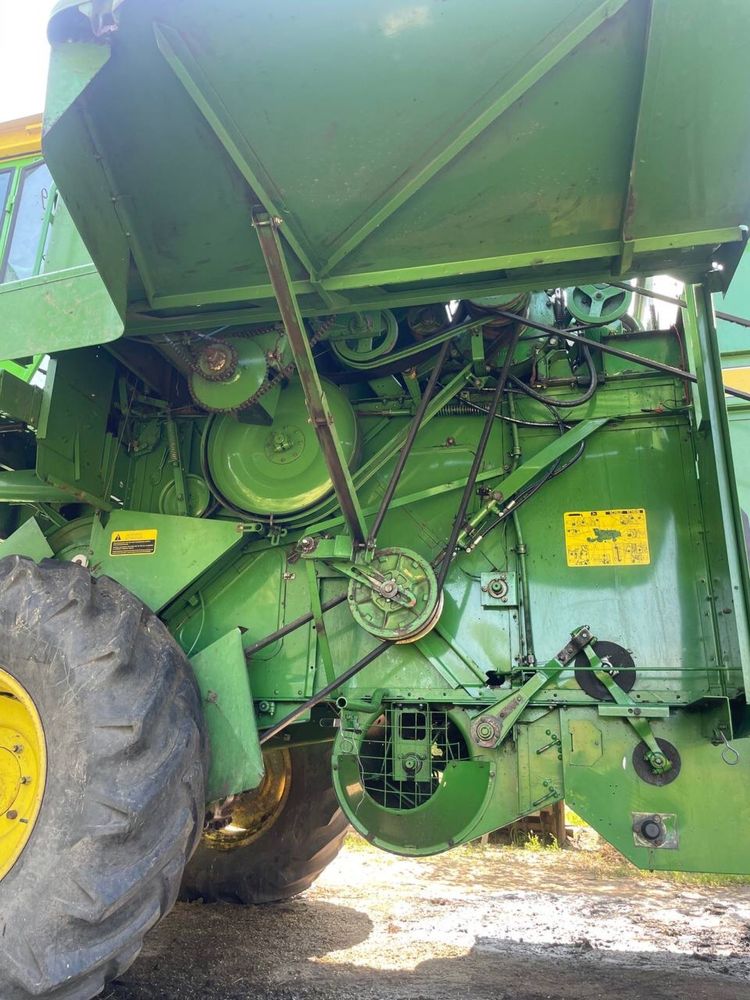 John deere 1052 1984року