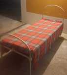 Cama de ferro com colchão