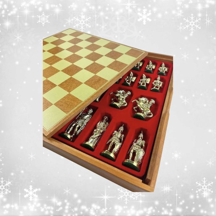 Szachy ekskluzywna gra drewniana kasetka figury rzymskie METALIZOWANE