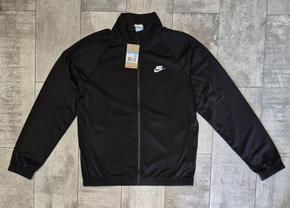 Спортивный костюм Nike FB7351-010 original