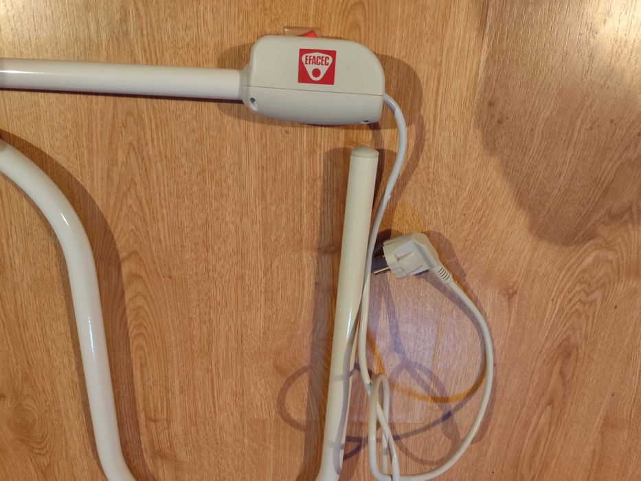 Toalheiro elétrico EFACEC