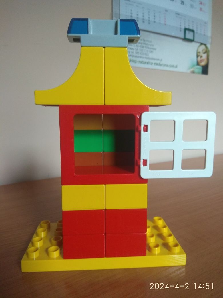 Lego Duplo domek patrolu