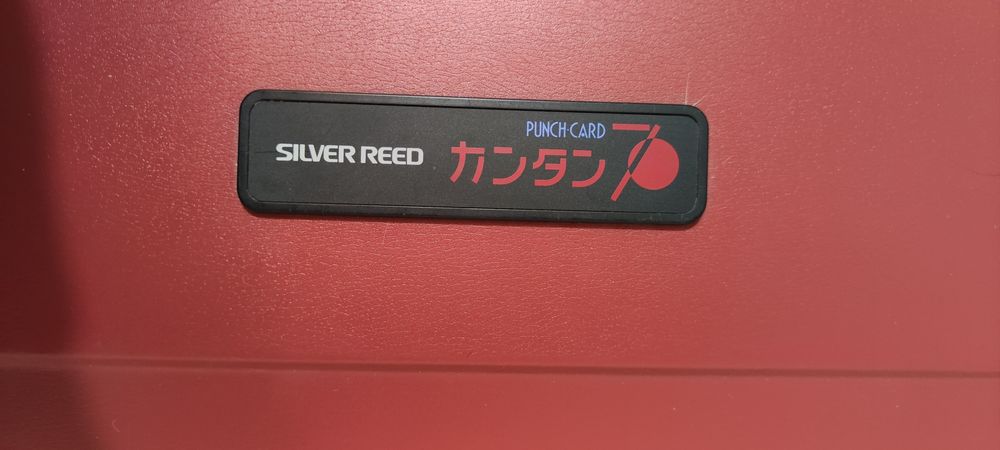 В'язальна машина silver Reed SK 700 5 клас, відстань між голками 4.5 м