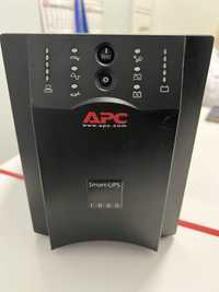 Безперебійник APC Smart UPS 1000.