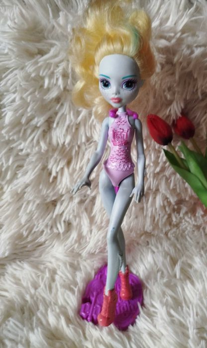 Lagoona Blue lalka z serii Monster High firmy Mattel