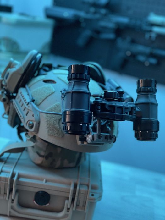 DTNVS ACTinBlack (White Phosphor) — бінокуляр