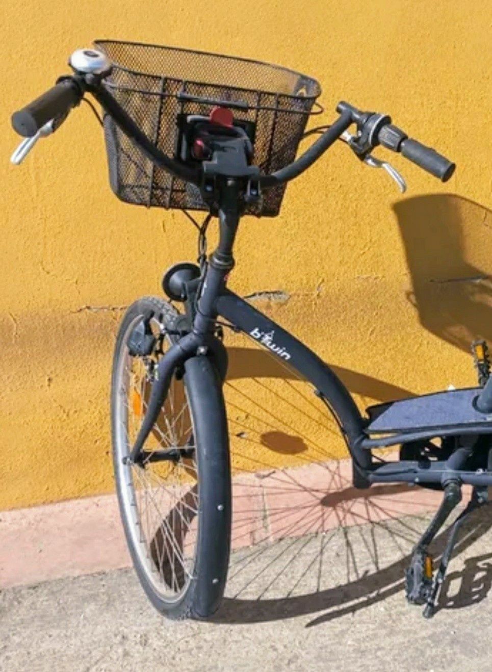 Bicicleta elops senhora cidade
