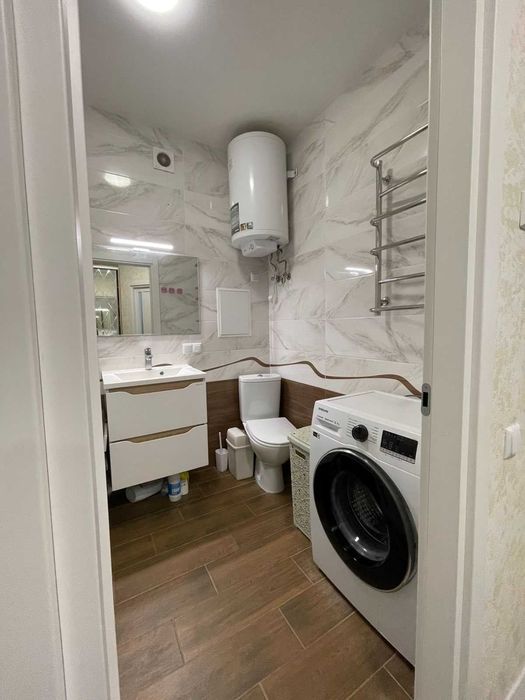 Терміновий продаж. БЕЗ КОМІСІЙ, з меблями та технікою Озерна.