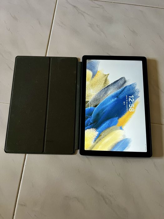 Tablet Samsung Galaxy Tab A8 10.5” 32 GB - Cinzento