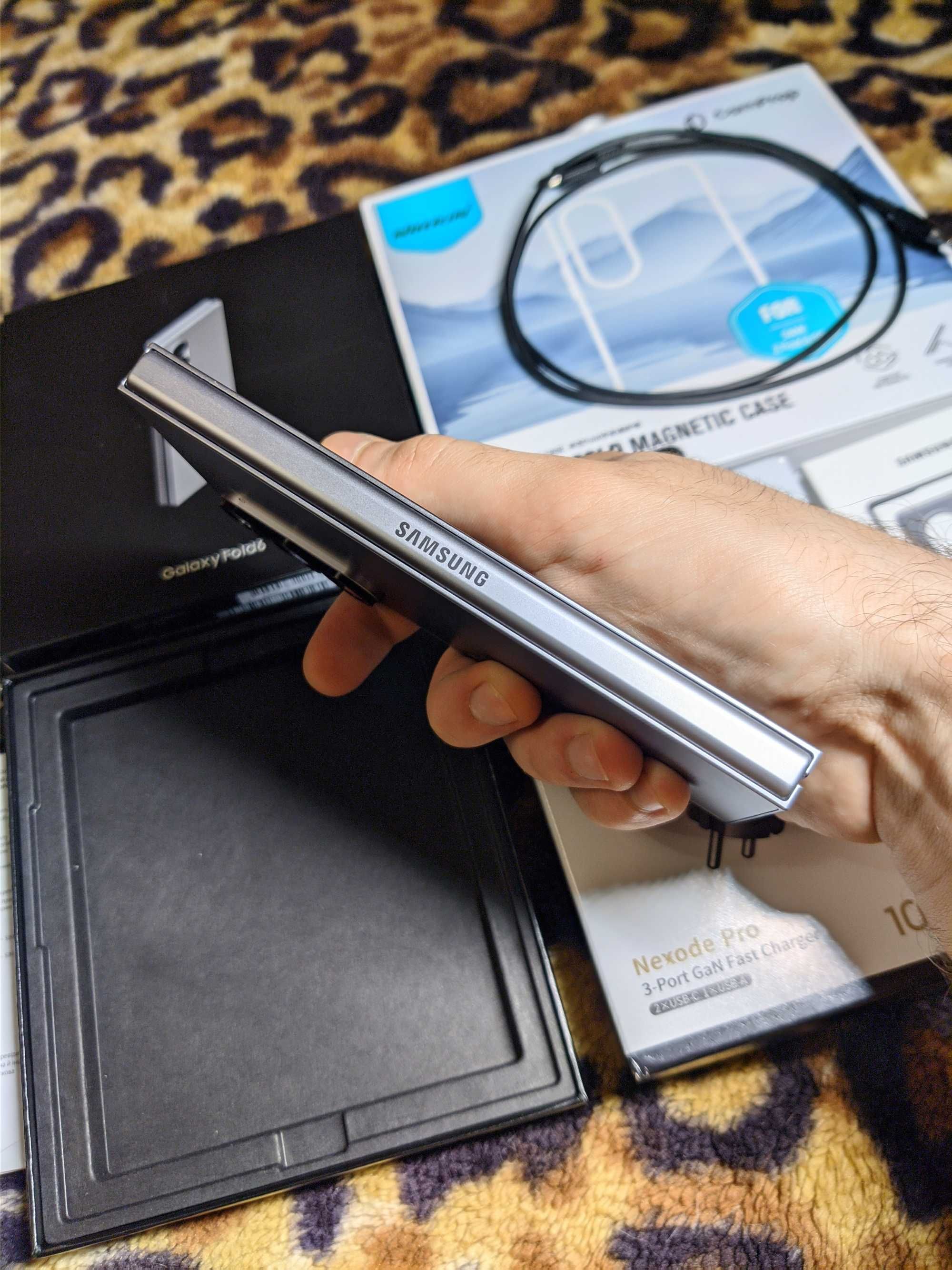 Как новый! Samsung Fold 6 12/512GB Silver "Официал на две физ SIM"