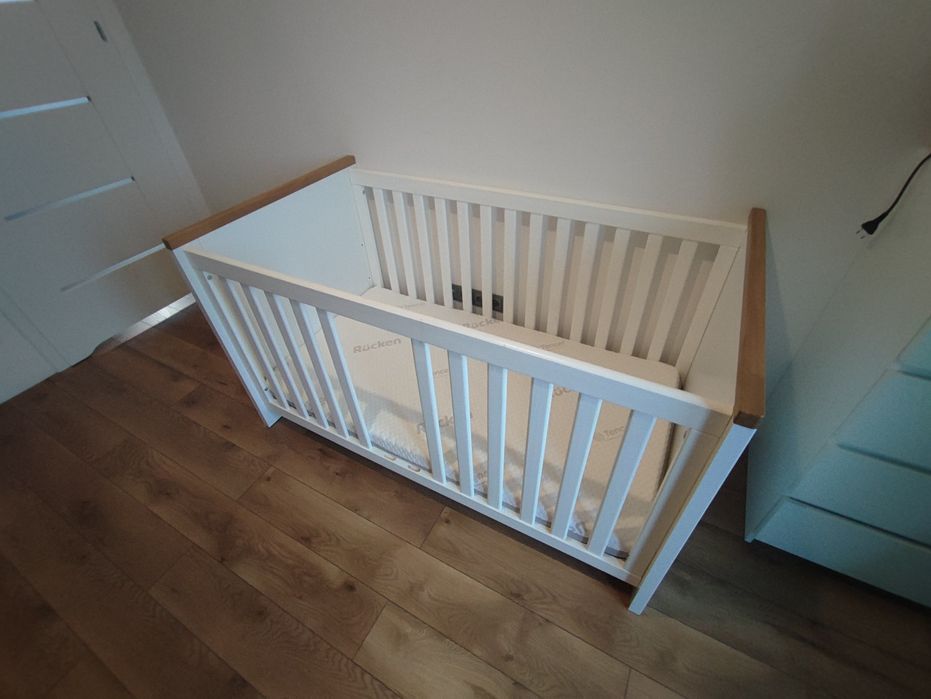 Łóżeczko dziecięce BRW