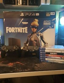 Ps4 Pro 1Tb + 2 pady + 7 gier