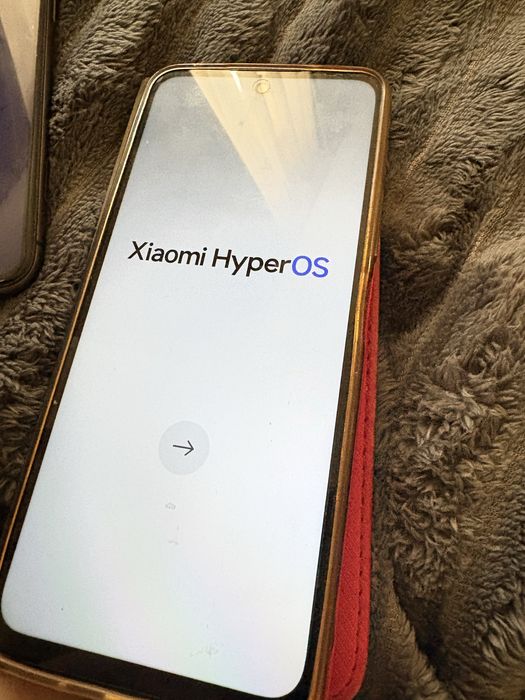 Telefon Xiaomi HyperOS