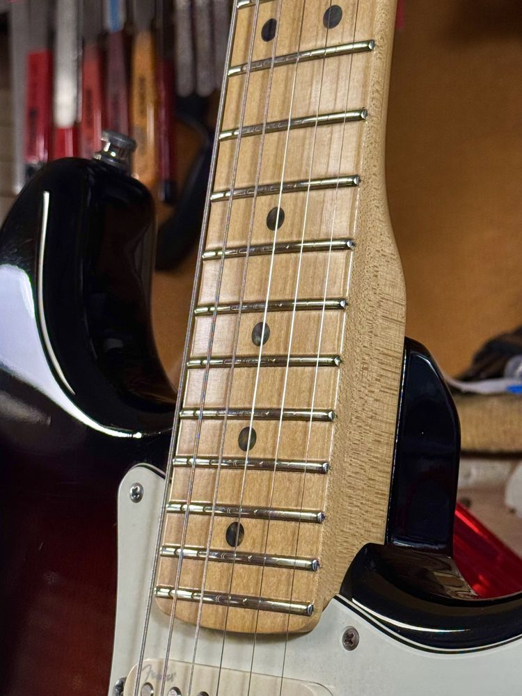 Fender Stratocaster - USA -  American Deluxe HSS Shawbucker 2015
