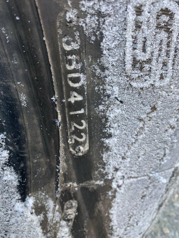 H72- 385/65/22,5 Bridgestone R179 AS - bez napraw