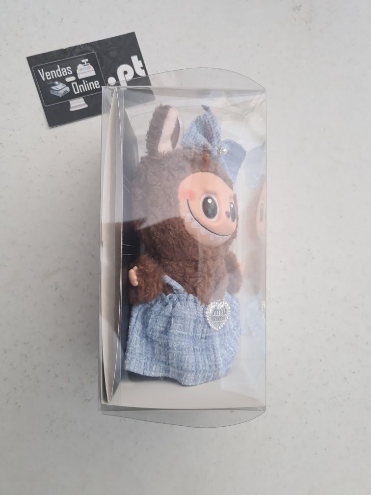 Labubu com Roupa Muito giro e Fofinho