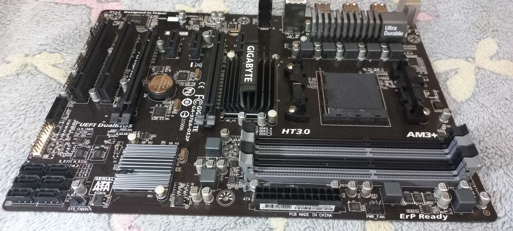 Материнська плата Gigabyte GA-970A-DS3P sAM3+