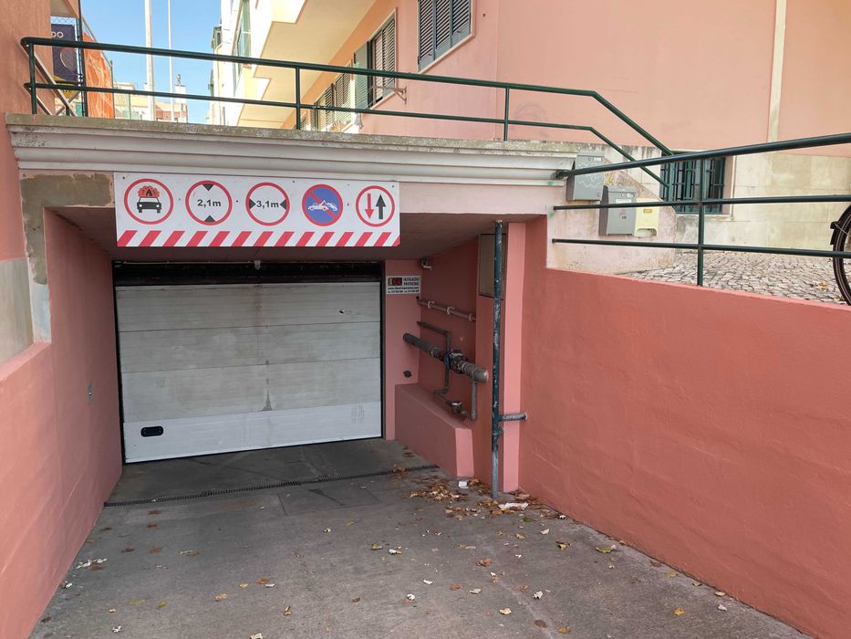 Garagem Estacionamento Coberto Quinta da Bela Vista Sassoeiros